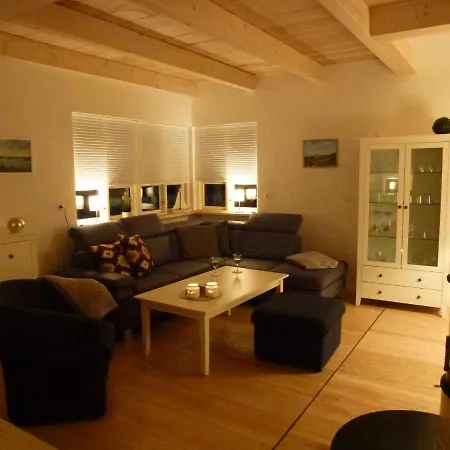 Ferienhaushaelfte Nordlicht בית נופש Krummin