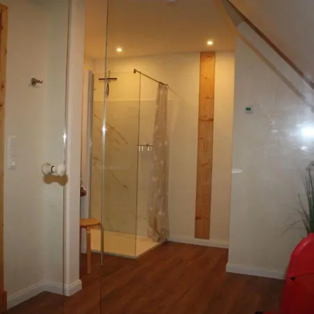 Ferienhaushaelfte Nordlicht בית נופש *