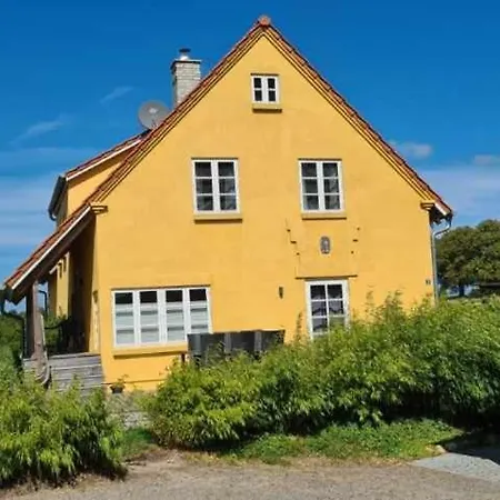 Ferienhaushaelfte Nordlicht Holiday home *