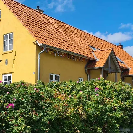 Holiday home Ferienhaushaelfte Nordlicht *